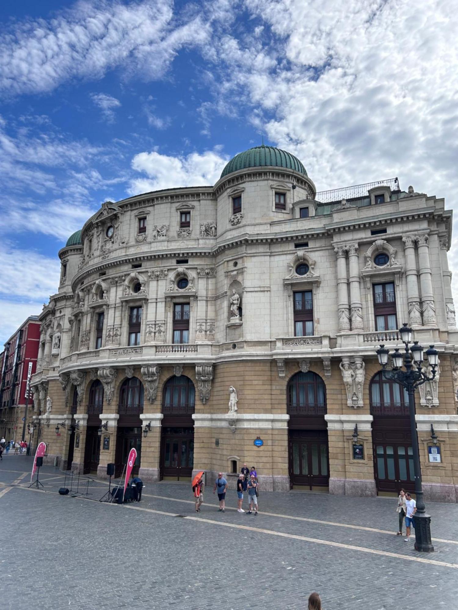 Appartamento Estrella Bilbao Esterno foto
